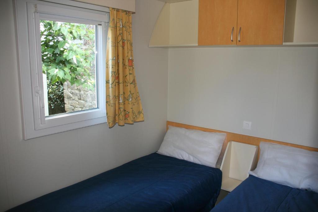 Camping De La Baie Otel La Trinité-sur-Mer Oda fotoğraf